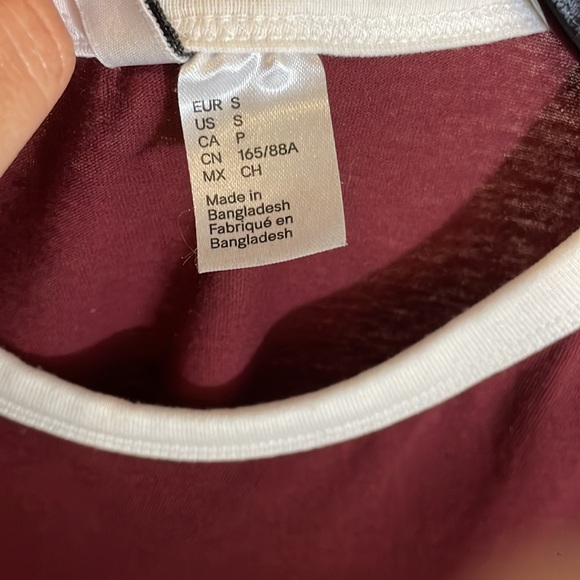 Small Maroon T-Shirt - Picture 3 of 3